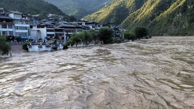 水电设计院积极参加陇南抗洪抢险